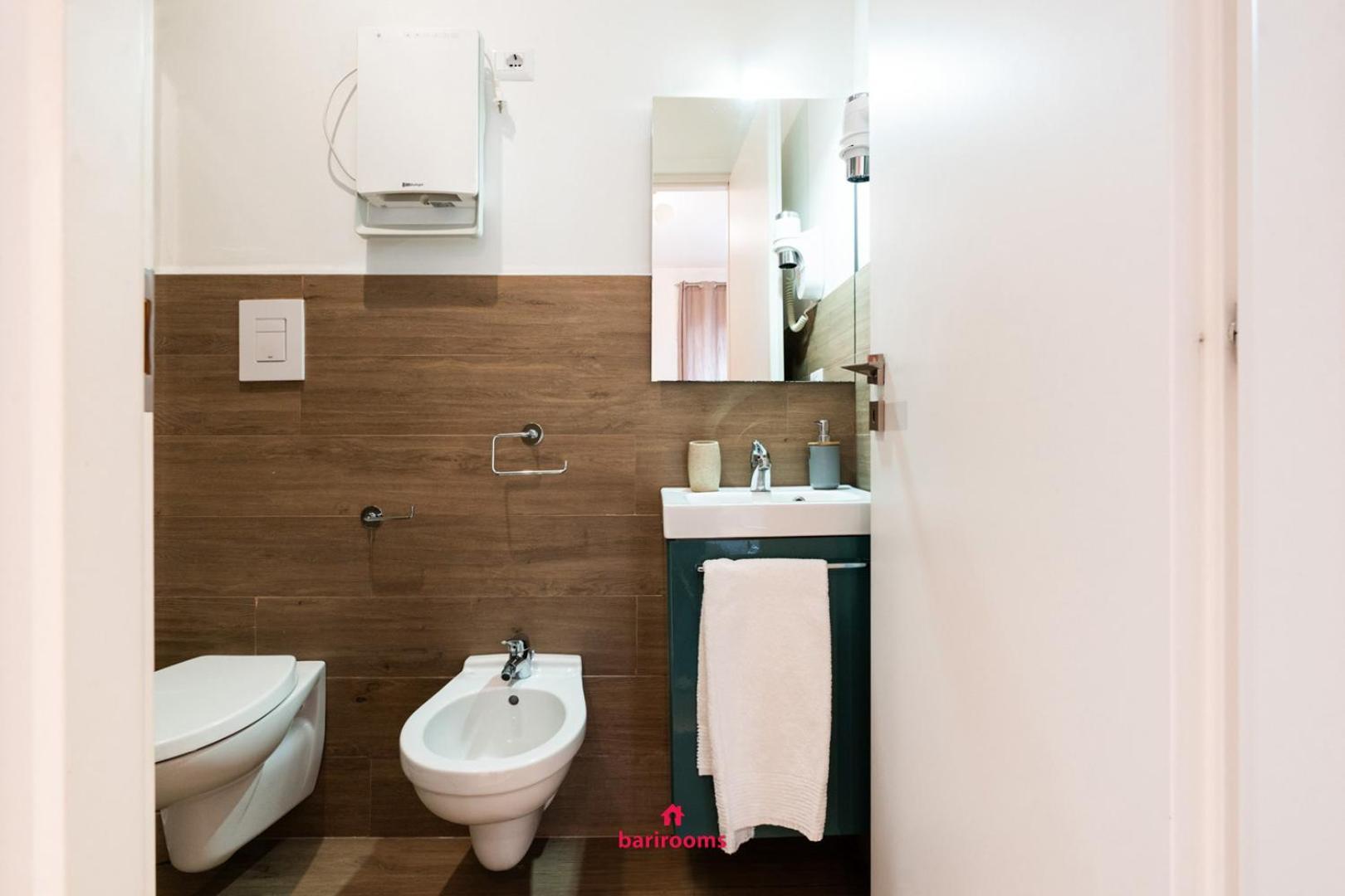 Barirooms - Melo Suites Екстериор снимка